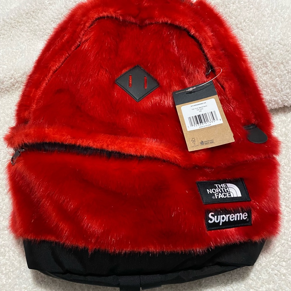 Supreme/northface Collab red faux fur backpack